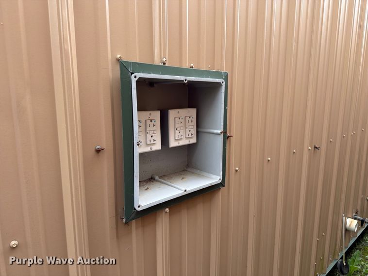 image for item FK2034 Skid mounted locker room