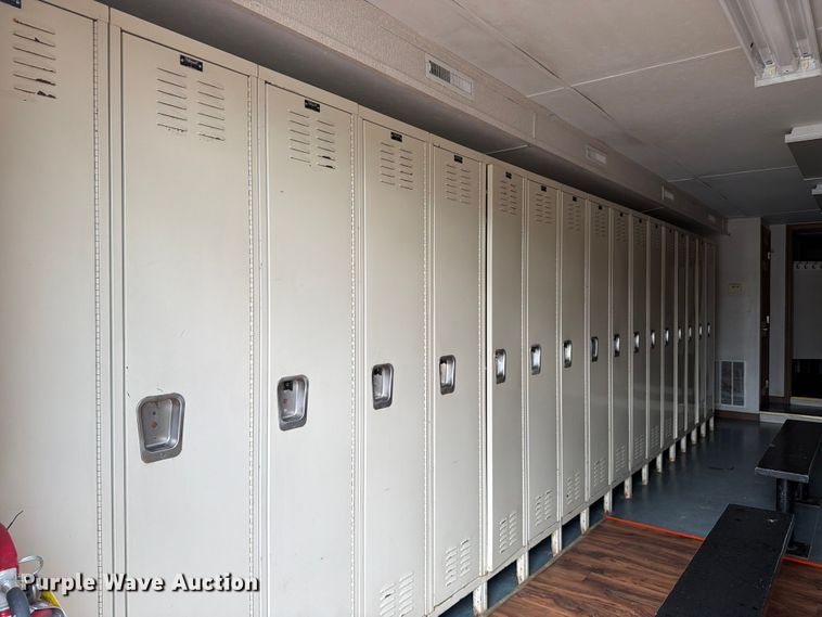 image for item FK2034 Skid mounted locker room