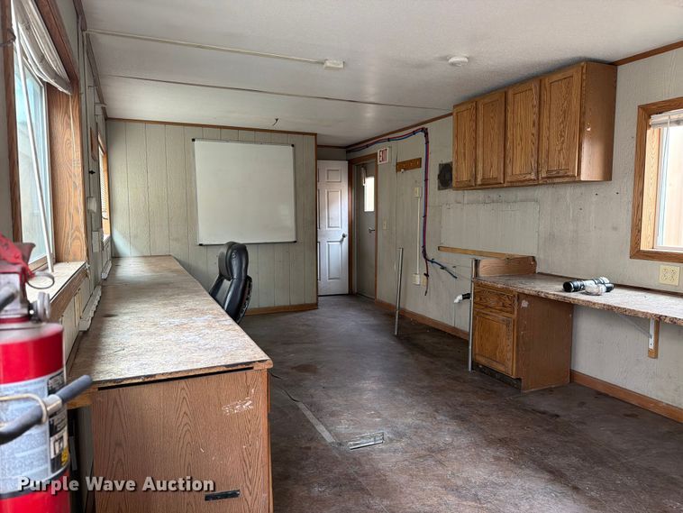 image for item FK2035 Skid mounted living quarters