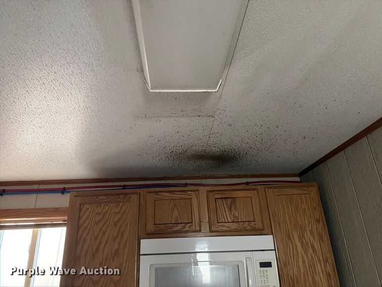 image for item FK2035 Skid mounted living quarters