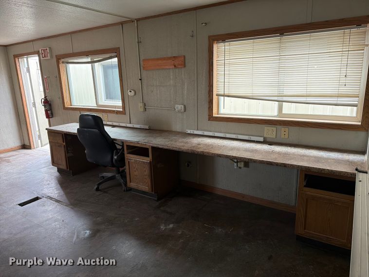 image for item FK2035 Skid mounted living quarters