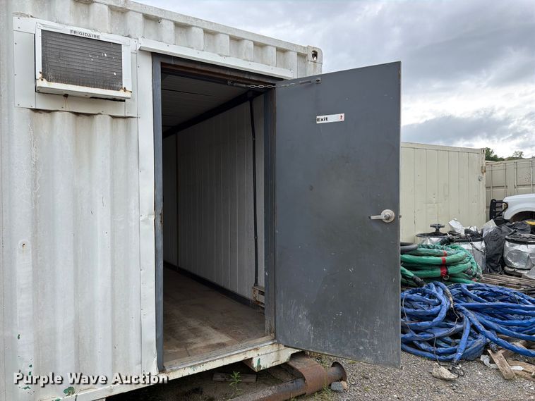 image for item FK2038 Skid mounted workshop