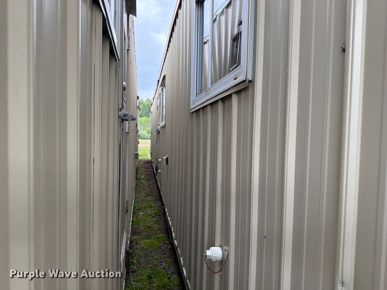 image for item FK2043 Skid mounted living quarters