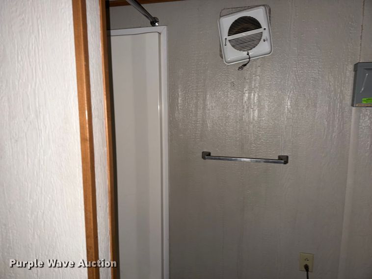 image for item FK2043 Skid mounted living quarters