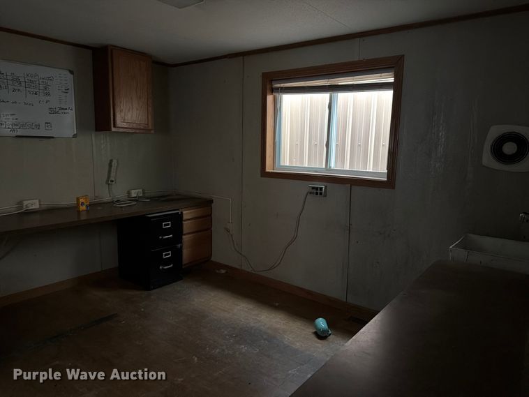 image for item FK2043 Skid mounted living quarters