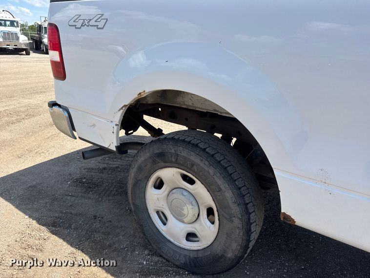 image for item NA9374 2005 Ford F150 pickup truck