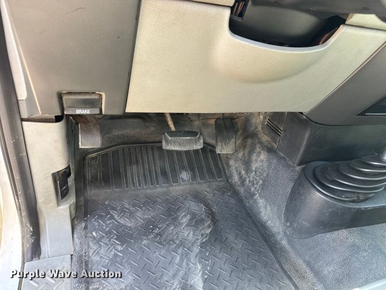 image for item NA9374 2005 Ford F150 pickup truck