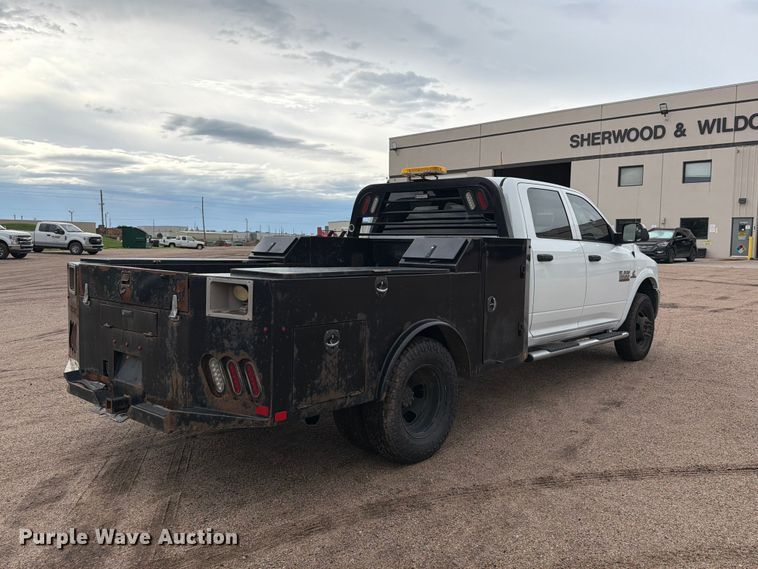 image for item NA9385 2018 RAM 3500 Crew Cab flatbed pickup truck