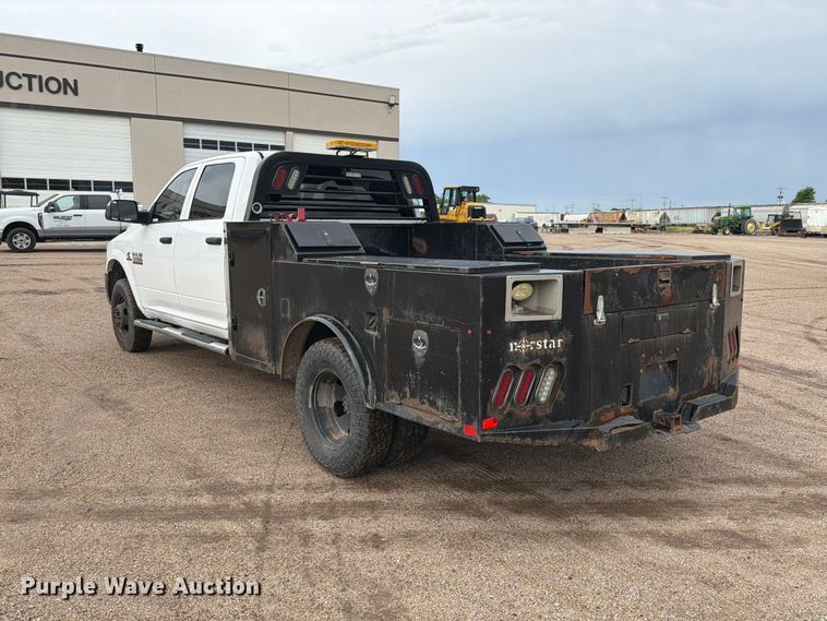 image for item NA9385 2018 RAM 3500 Crew Cab flatbed pickup truck