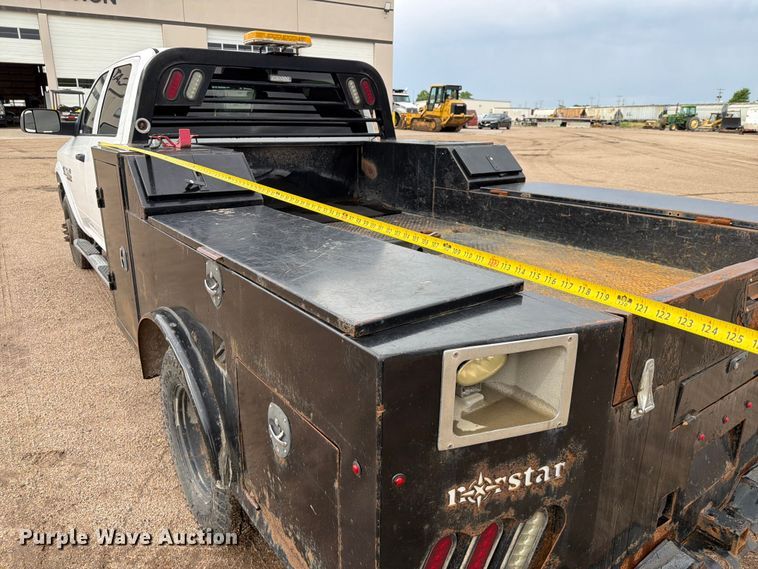 image for item NA9385 2018 RAM 3500 Crew Cab flatbed pickup truck