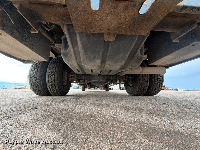 image for item NA9385 2018 RAM 3500 Crew Cab flatbed pickup truck