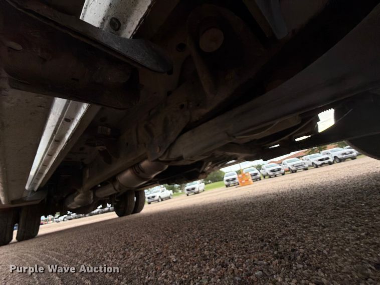 image for item NA9385 2018 RAM 3500 Crew Cab flatbed pickup truck