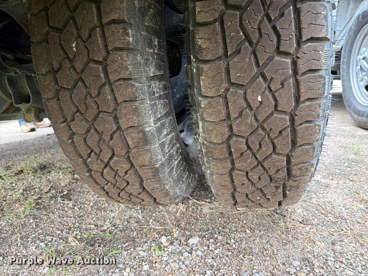 image for item NA9385 2018 RAM 3500 Crew Cab flatbed pickup truck
