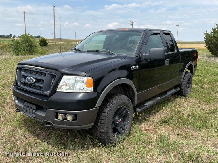 image for item NA9399 2004 Ford F150 Ext. Cab pickup truck