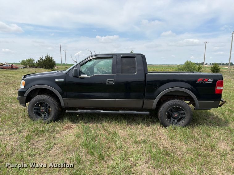 image for item NA9399 2004 Ford F150 Ext. Cab pickup truck