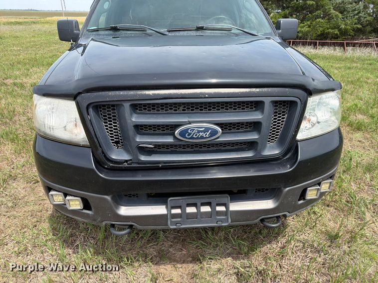 image for item NA9399 2004 Ford F150 Ext. Cab pickup truck