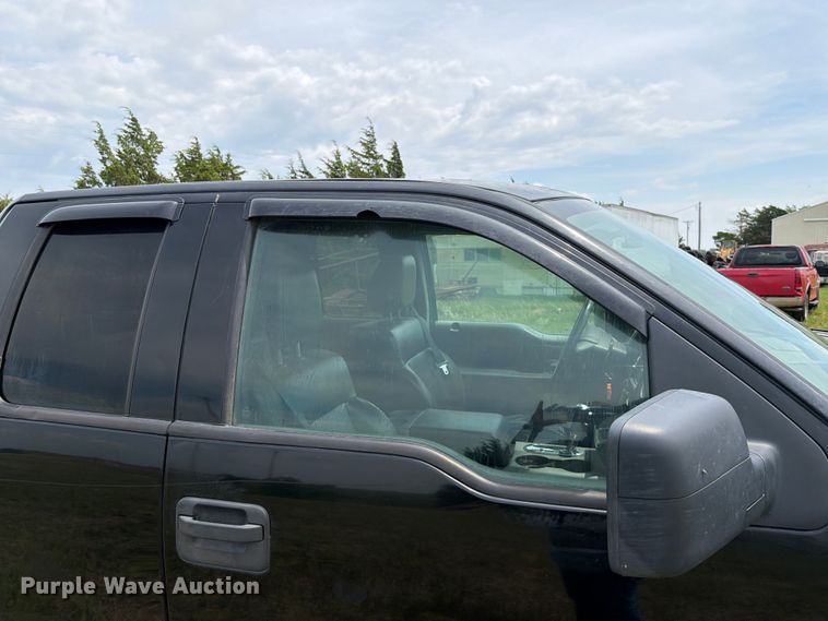 image for item NA9399 2004 Ford F150 Ext. Cab pickup truck
