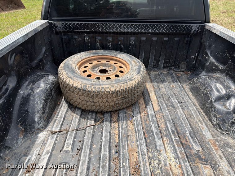 image for item NA9399 2004 Ford F150 Ext. Cab pickup truck