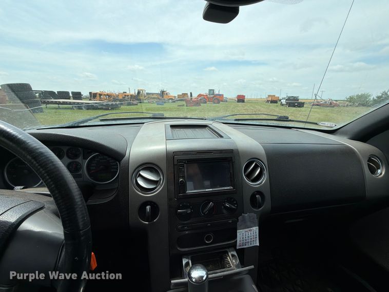 image for item NA9399 2004 Ford F150 Ext. Cab pickup truck