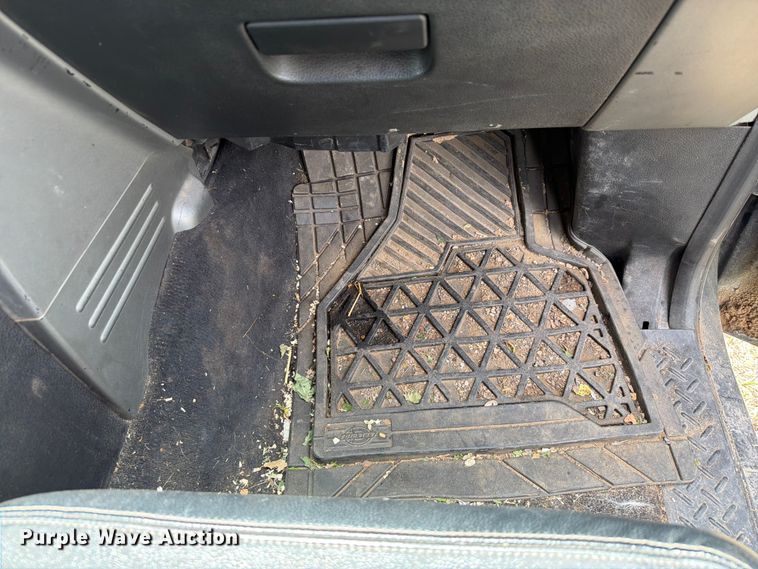 image for item NA9399 2004 Ford F150 Ext. Cab pickup truck