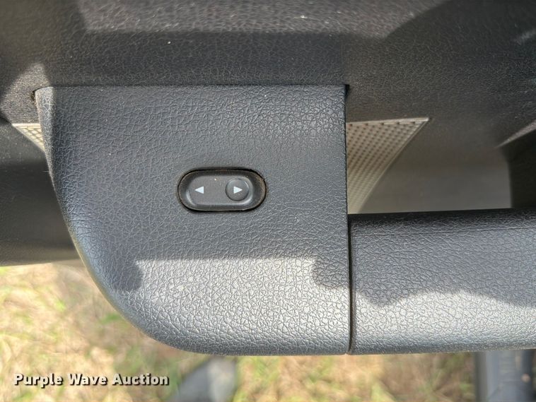 image for item NA9399 2004 Ford F150 Ext. Cab pickup truck