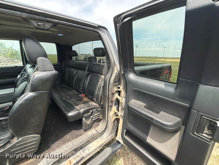 image for item NA9399 2004 Ford F150 Ext. Cab pickup truck