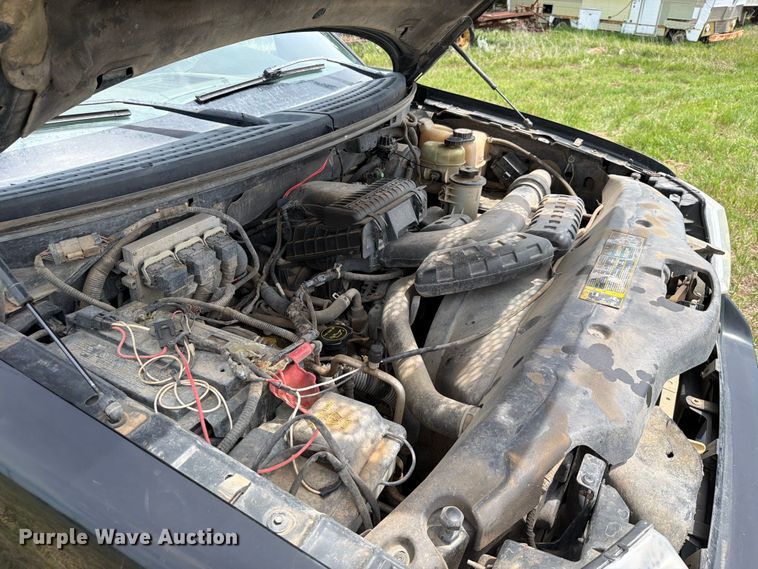 image for item NA9399 2004 Ford F150 Ext. Cab pickup truck
