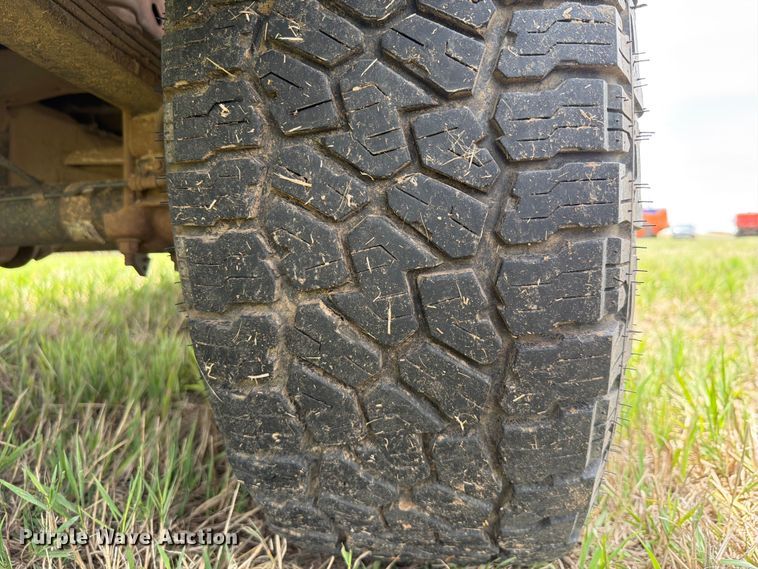 image for item NA9399 2004 Ford F150 Ext. Cab pickup truck