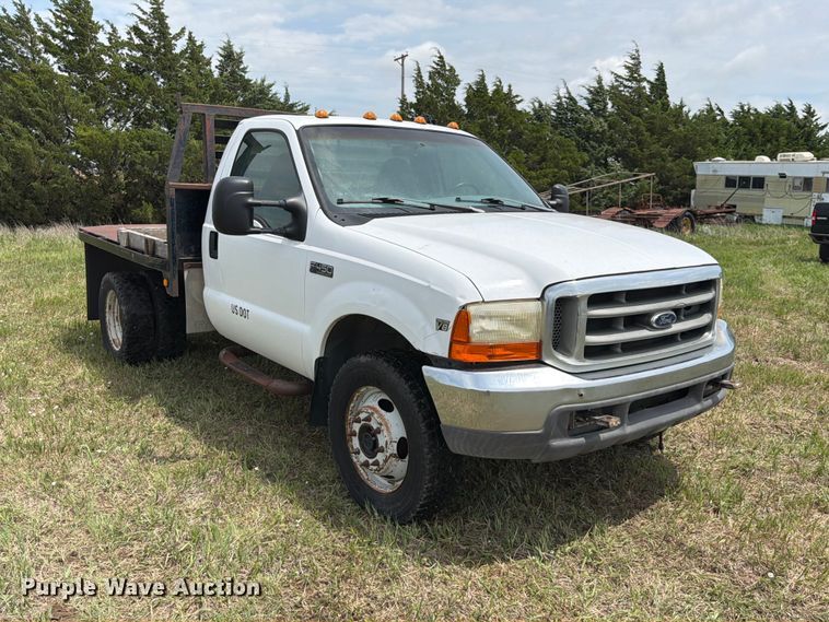 image for item NA9400 1999 Ford F450 Super Duty flatbed truck