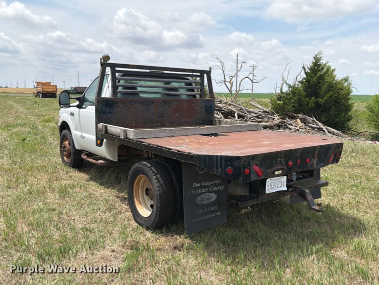 image for item NA9400 1999 Ford F450 Super Duty flatbed truck