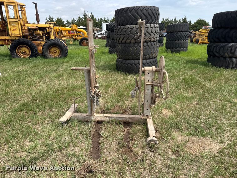 image for item NA9419 Engine stand