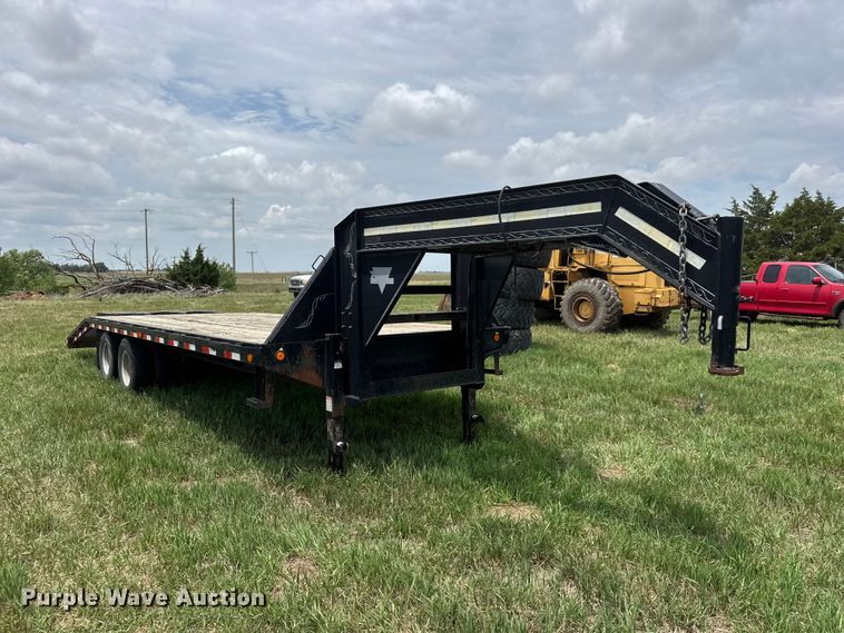 image for item NA9423 2007 PJ equipment trailer