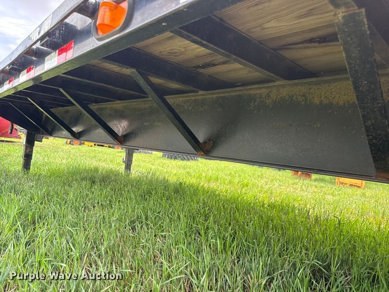 image for item NA9423 2007 PJ equipment trailer