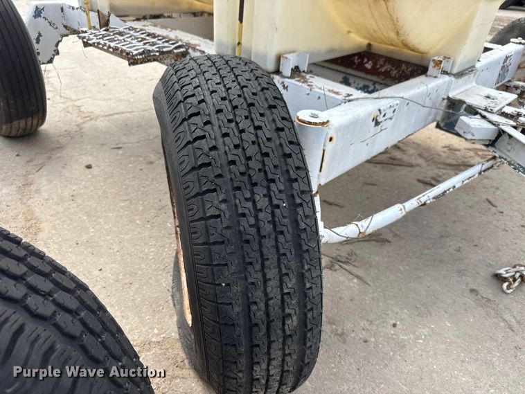 image for item NA9478 (3) tank trailers