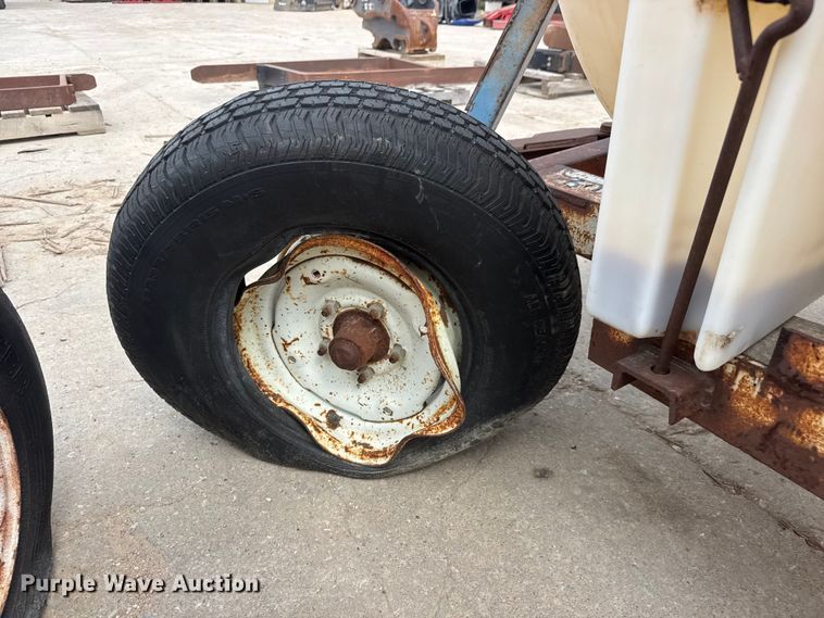 image for item NA9478 (3) tank trailers