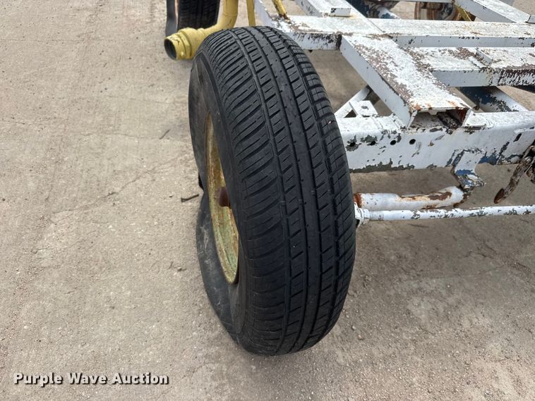 image for item NA9478 (3) tank trailers
