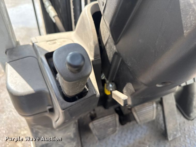 image for item ND9505 2018 UniCarriers CFS40 forklift