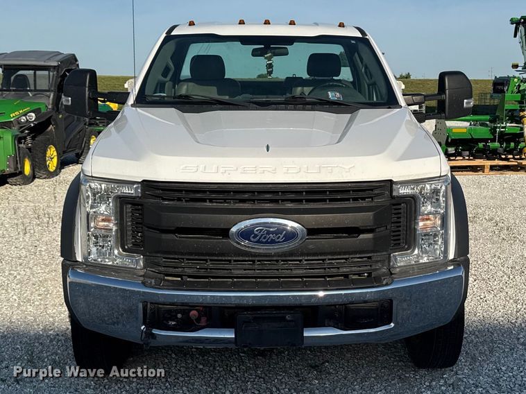 image for item OE9599 2017 Ford F550 utility / service truck