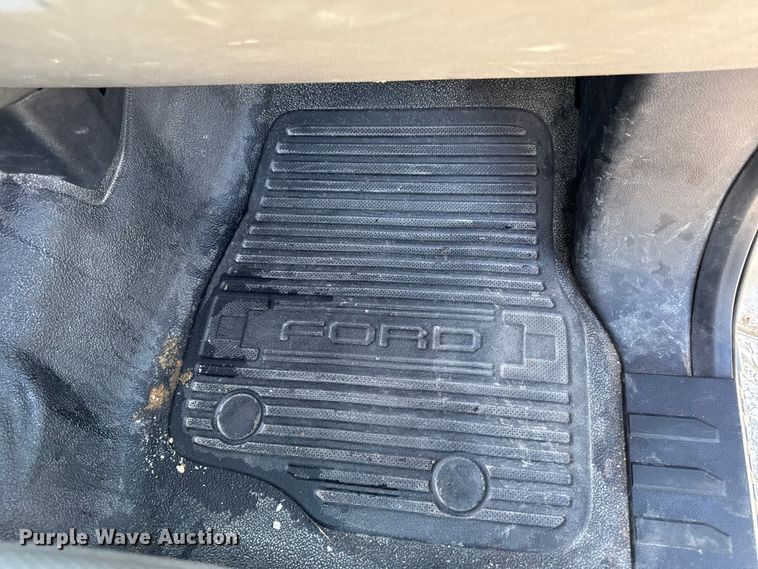 image for item OE9599 2017 Ford F550 utility / service truck
