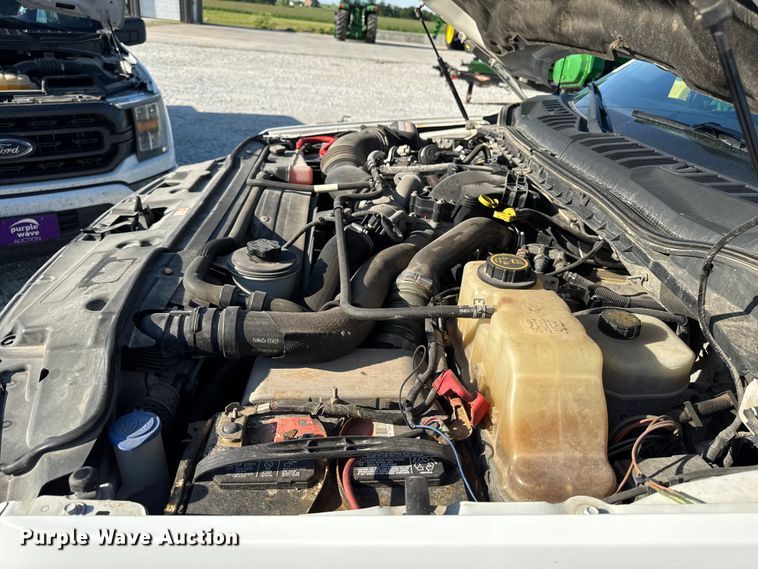 image for item OE9599 2017 Ford F550 utility / service truck