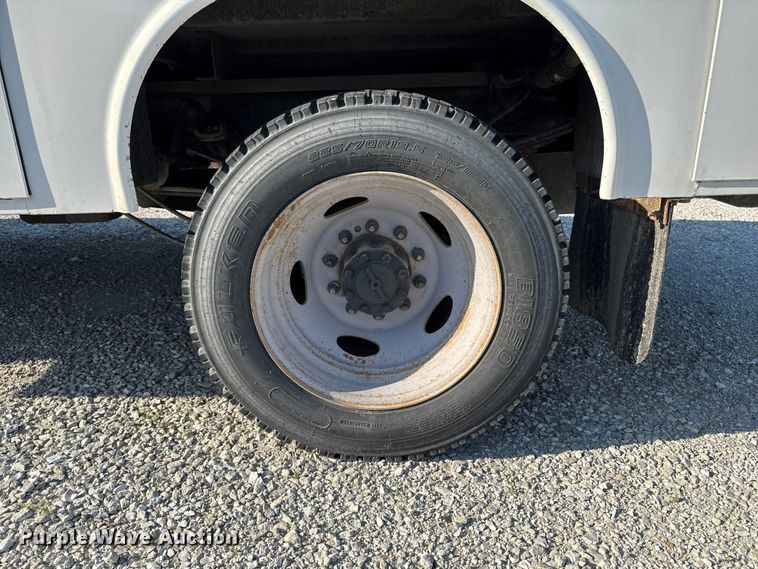image for item OE9599 2017 Ford F550 utility / service truck