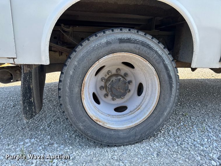 image for item OE9599 2017 Ford F550 utility / service truck