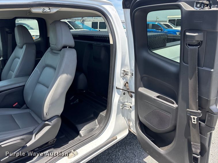 image for item YA3234 2022 Chevrolet Colorado Ext. Cab pickup truck
