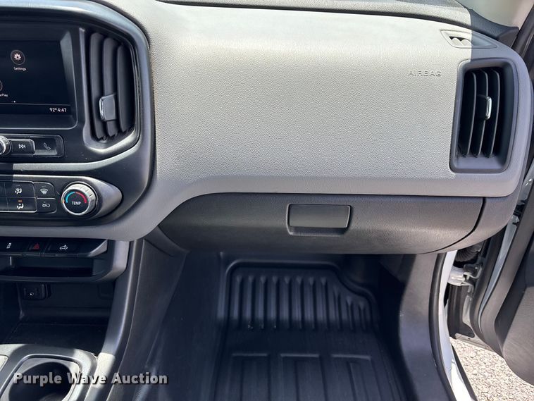 image for item YA3234 2022 Chevrolet Colorado Ext. Cab pickup truck