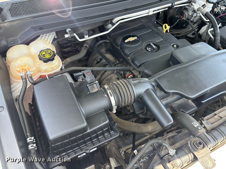 image for item YA3234 2022 Chevrolet Colorado Ext. Cab pickup truck