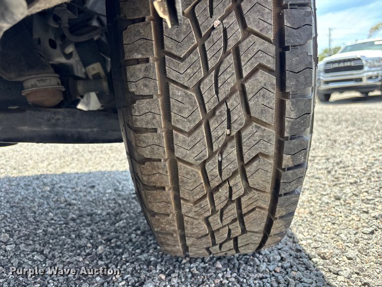 image for item YA3234 2022 Chevrolet Colorado Ext. Cab pickup truck