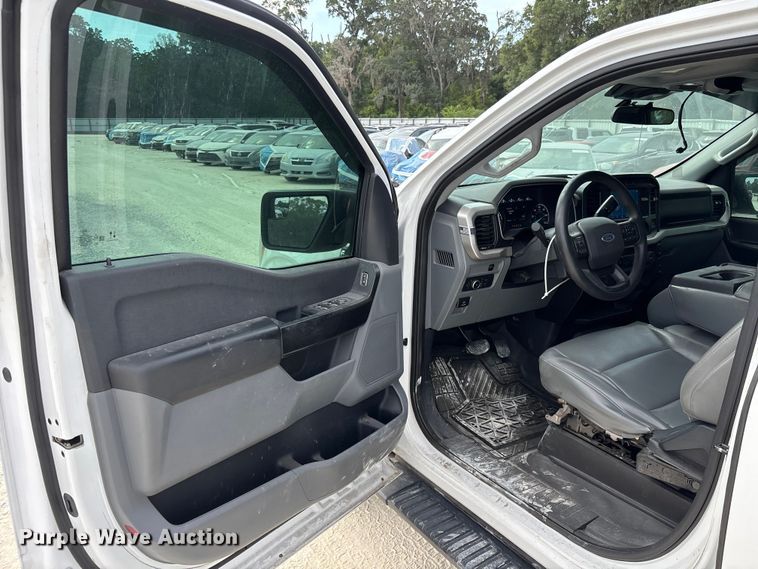 image for item YA3236 2021 Ford F150 Crew Cab pickup truck