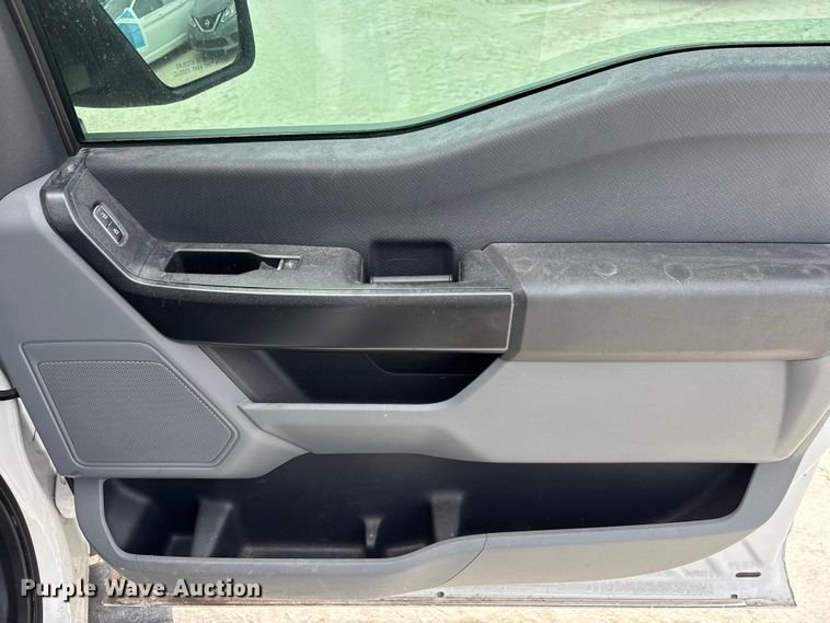 image for item YA3236 2021 Ford F150 Crew Cab pickup truck