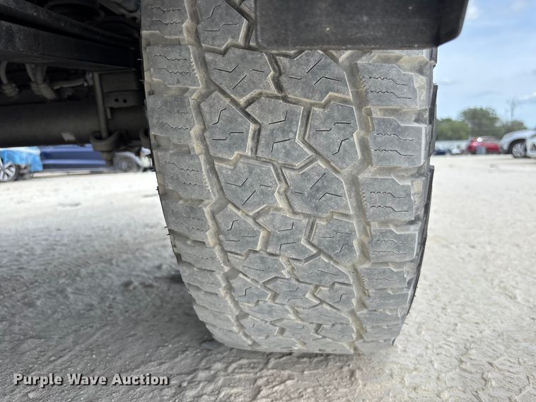 image for item YA3236 2021 Ford F150 Crew Cab pickup truck