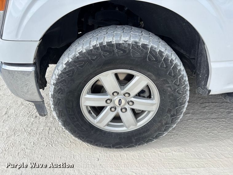 image for item YA3236 2021 Ford F150 Crew Cab pickup truck